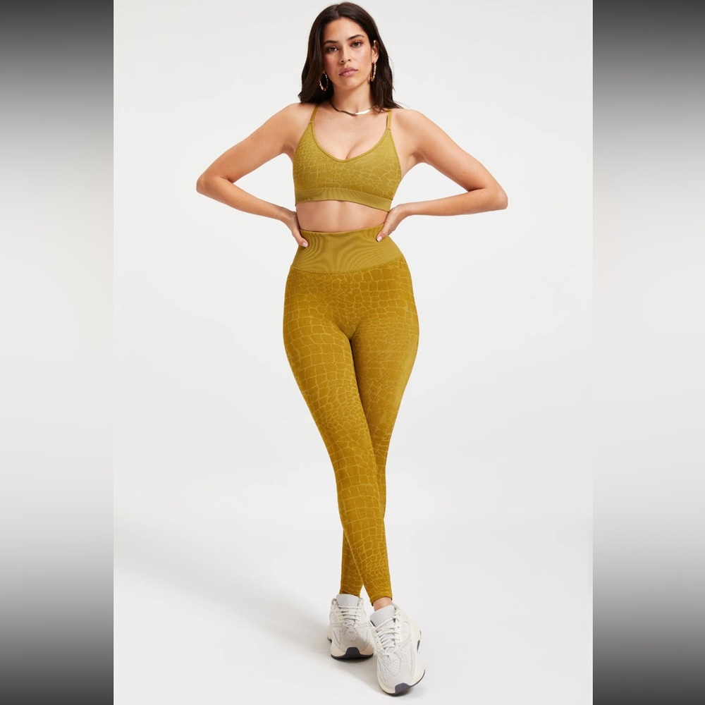 Seamless Print Leggings and Crossback bralette. Being sold as a set.